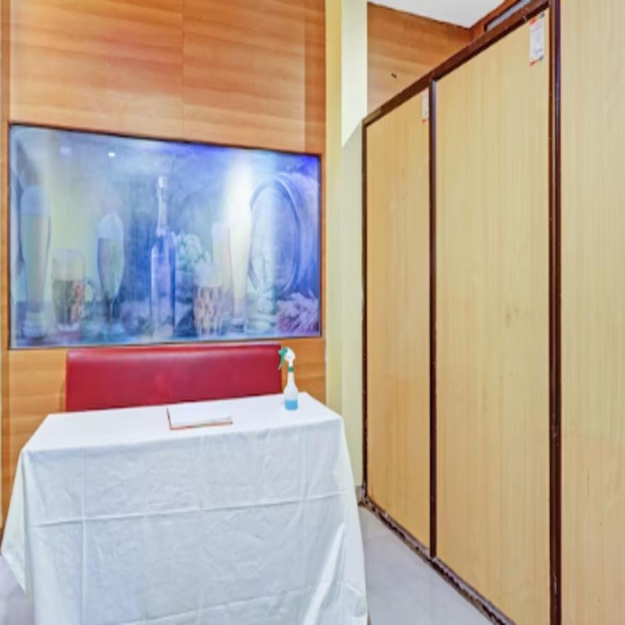 Carnival Hotel 푸네 외부 사진
